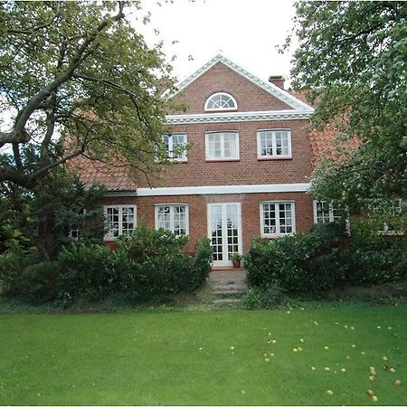 Aakirkeby Bed And Breakfast Esterno foto